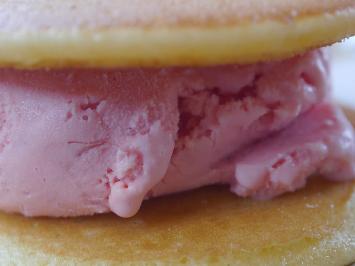 拾玖攤 草莓奶酥厚片土司 草莓口味的冰淇淋銅鑼燒 草莓奶奶 芋泥奶奶 9